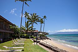 Pikake B4 - Property grounds