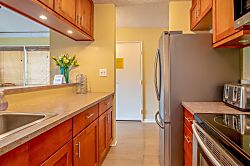 Kihei Garden Estates C-201