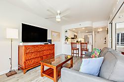 Ilikai Hotel Ocean View 1 BDR on 11th Floor