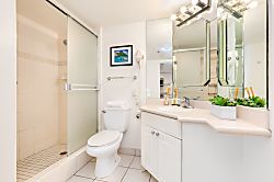 Ilikai Hotel Ocean View 1 BDR on 11th Floor