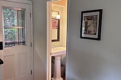 Hale Lu Ya - Half bath on first floor.
