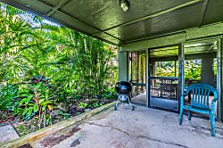 Charming Garden Retreat