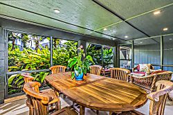 Charming Garden Retreat