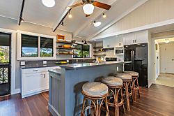 Charming Garden Retreat