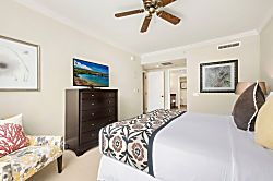 Honua Kai Konea 449 - Perfect guest bed to cozy up after long days of making island memories