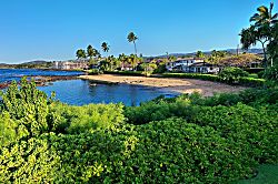 Hale Ohana Beachfront Home Poipu