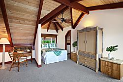 Hale Ohana Beachfront Home Poipu