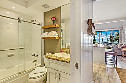 Hale Honu at Mahina Surf