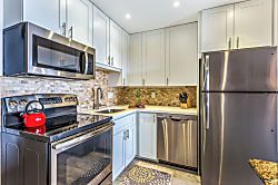 Hale Honu at Mahina Surf