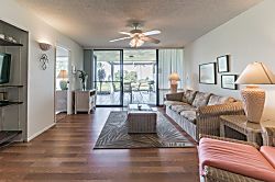 Country Club Villas #127