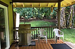 Skipper’s Beach Cabana