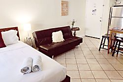 Tradewinds Plaza Studio 304