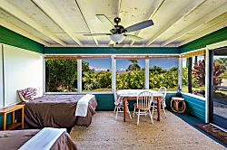 Kailua Village One Bedroom Retreat