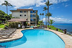 Noelani 302 - Ocean front pool