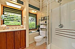 International Colony Club 34