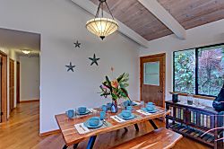 Hamakua Pukana La Hale