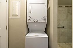 Royal Kahana 119 - Washer and Dryer