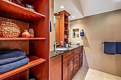 Kamaole Sands Building #7, Unit 404