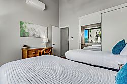 Kamaole Sands #8-405