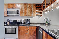 Kamaole Sands #8-405