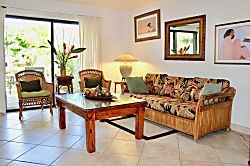 Maui Kamaole Garden Paradise Condo - Living area