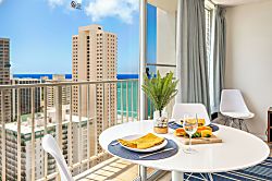 Pacific Monarch Hotel Studio 3101