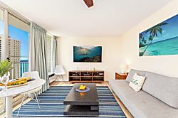 Pacific Monarch Hotel Studio 3101