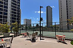 Waikiki Banyan Suite - 3006 - Play tennis? Pack your rackets!