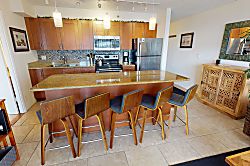 Waikiki Banyan Suite - 3006