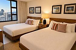 Waikiki Banyan Suite - 3006