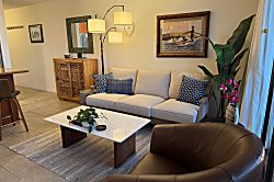 Waikiki Banyan Suite - 3006