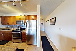 Waikiki Banyan Suite - 3006