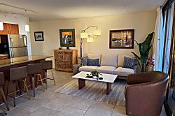 Waikiki Banyan Suite - 3006