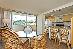 501 Diamond Head Beach Hotel