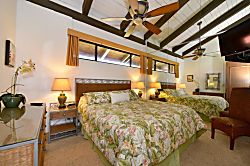 Papakea Oceanfront Resort E403