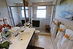 Kamaole I Beach Luxury Condo 4th Floor