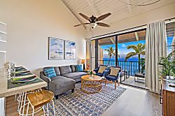 Maalaea Banyan Oceanfront Condo with Loft