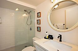 Maalaea Banyan Oceanfront Condo with Loft