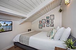 Maalaea Banyan Oceanfront Condo with Loft