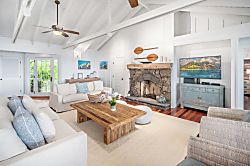 Holo Makani Beach House