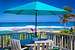 Kaulana Naue by Tunnels Beach 