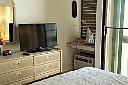 Hawaiian Haven on the Green. 