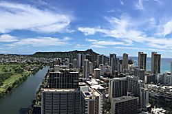 "Island Colony Waikiki" 