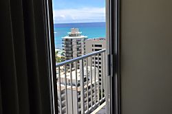 Pacific Monarch Hotel 20th Floor Unit