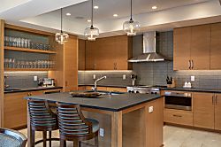 Hale Laule'a-Home of Happiness