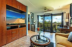 Kihei Akahi Corner Studio