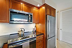 Papakea Top Floor (H Building)