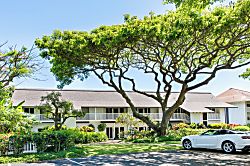 Kiahuna Plantation #107 (building 17)