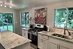 Hana's Tradewind Cottage