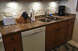 Kanai a Nalu 2nd Floor Rental